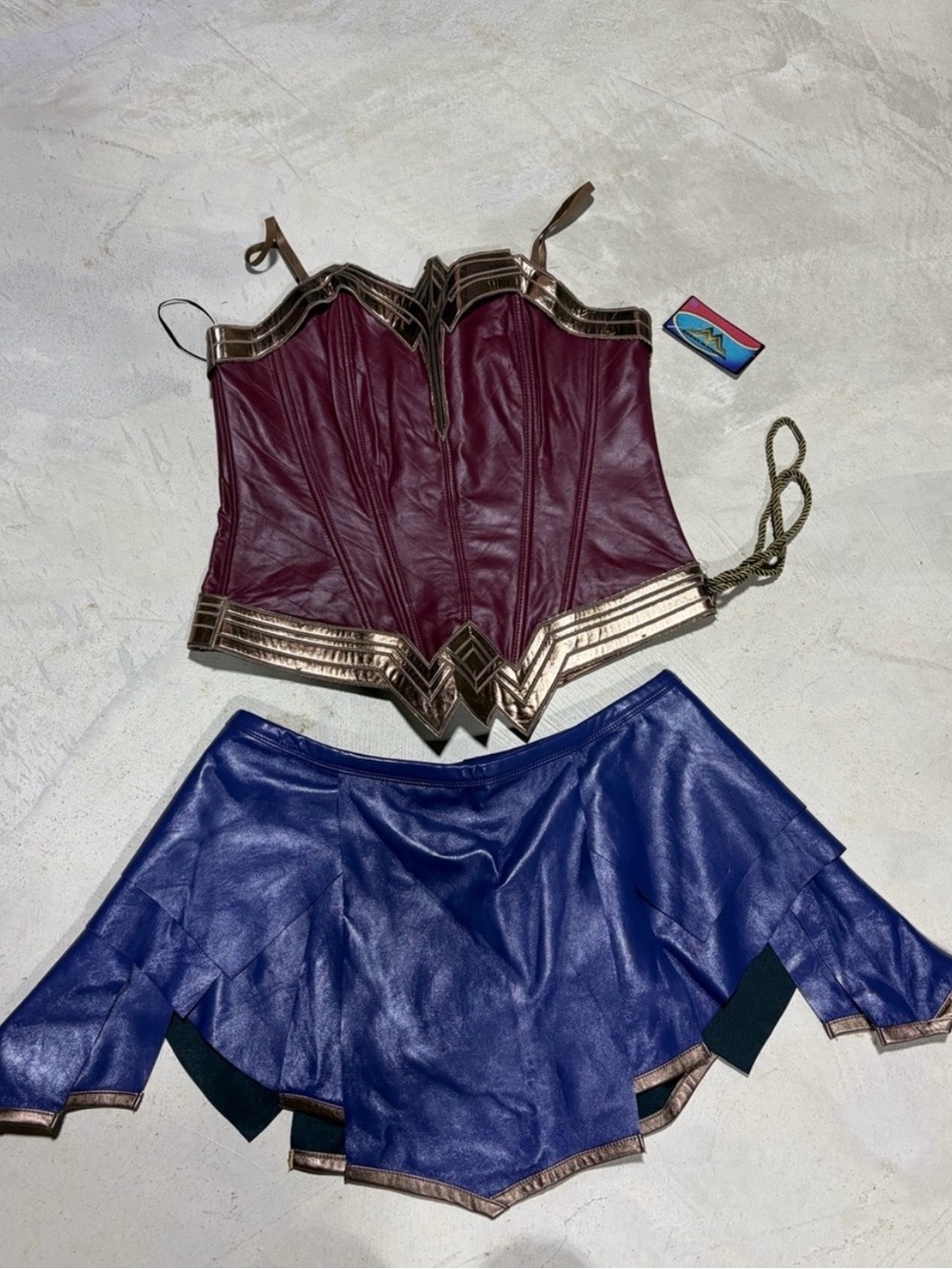 New Wonder Woman Costume. Large. Corset fits 34-36C.